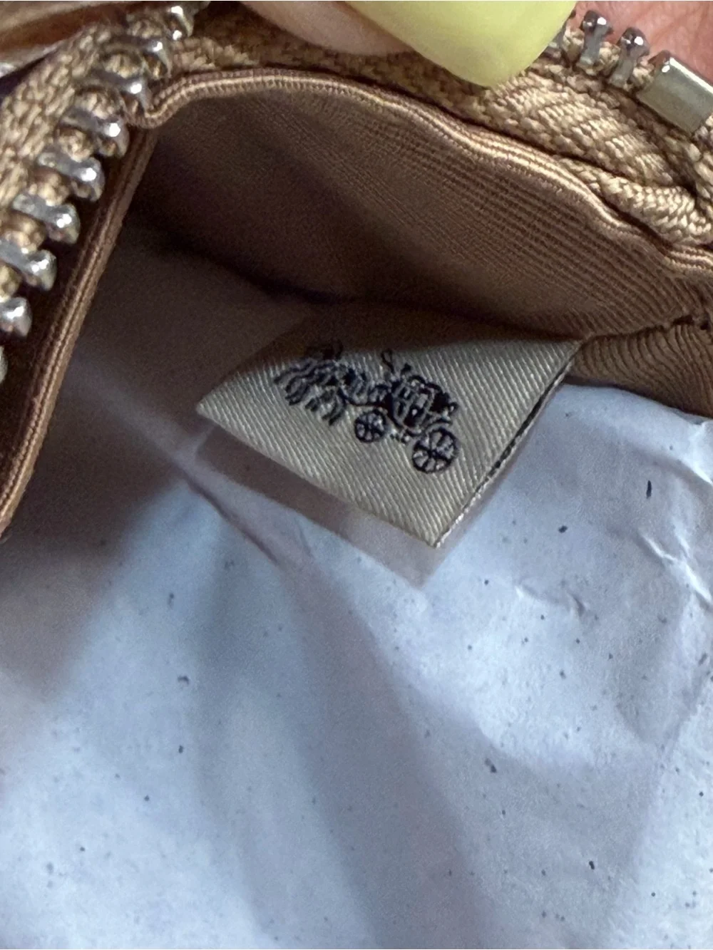 Coach Corner Zip Wristlet Signature Canvas Sand Taupe NWT CW854